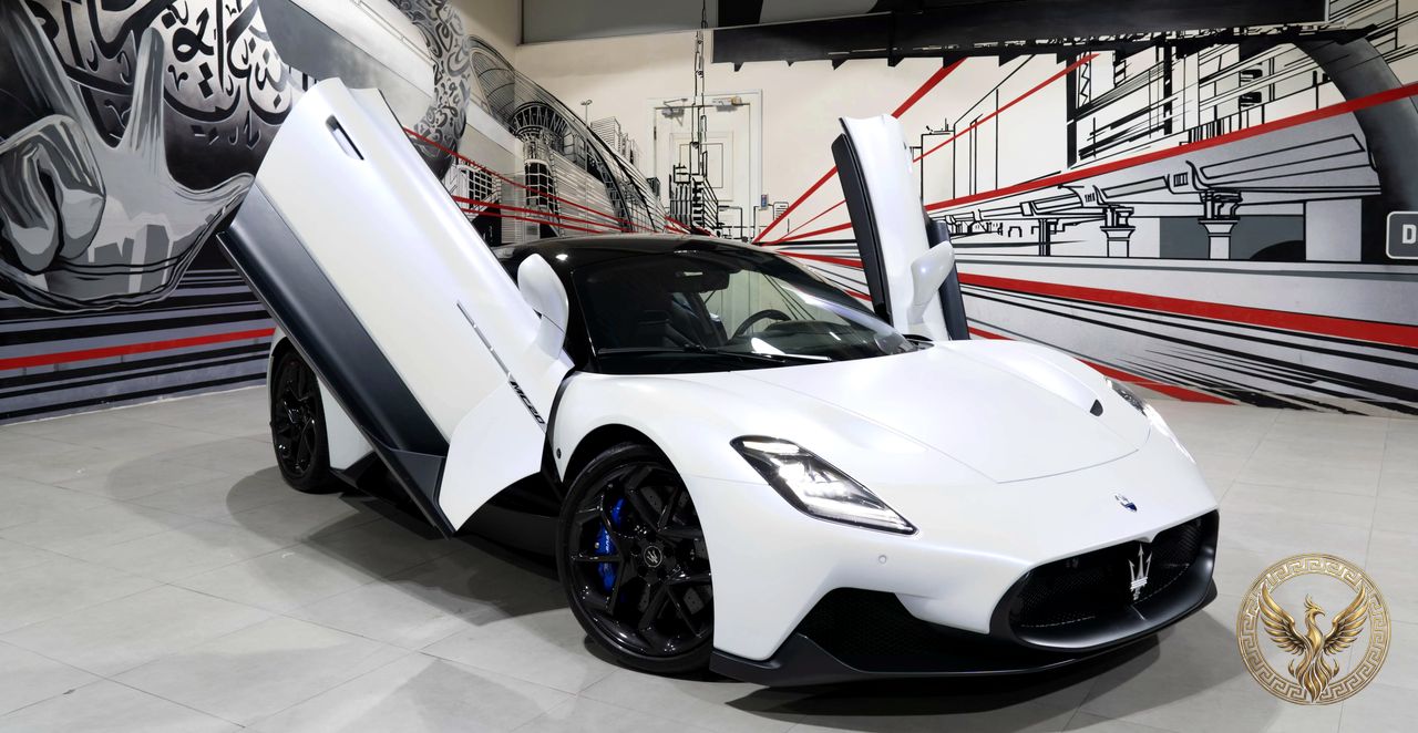 Maserati MC20
