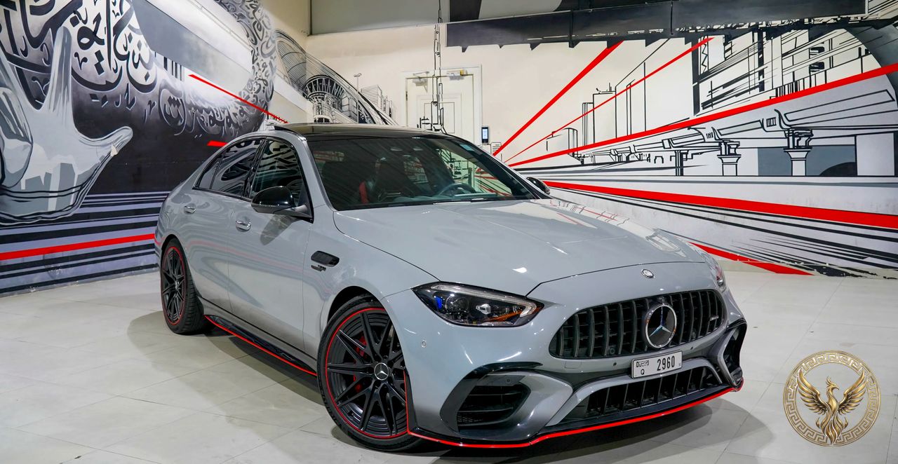 Mercedes C63s AMG (700 HP) E-Performance